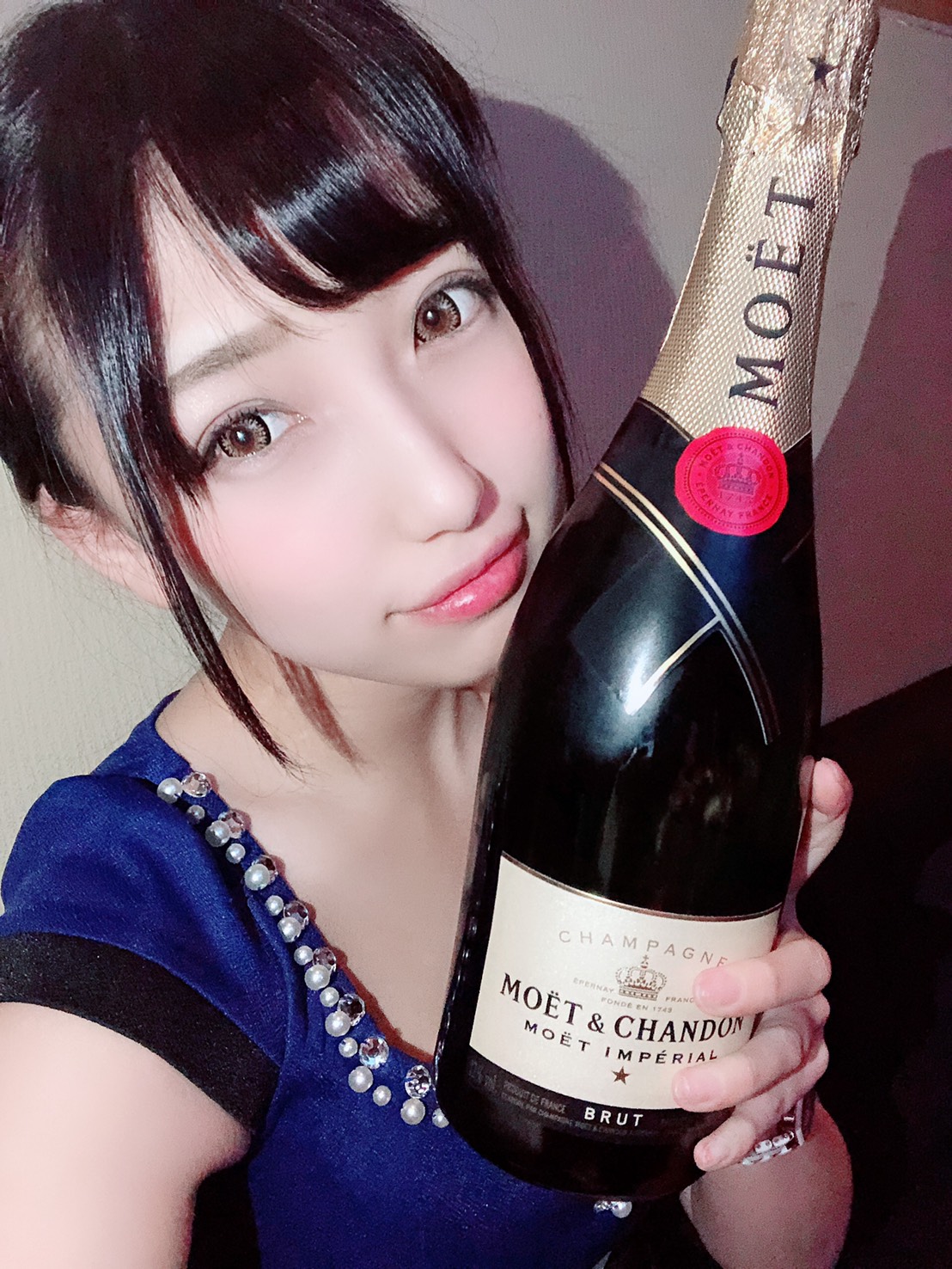 https://kitamivelvet.com/wp-content/uploads/2019/05/C2E3533C-1D9C-4C61-9888-1BC6924D5BF4.jpeg